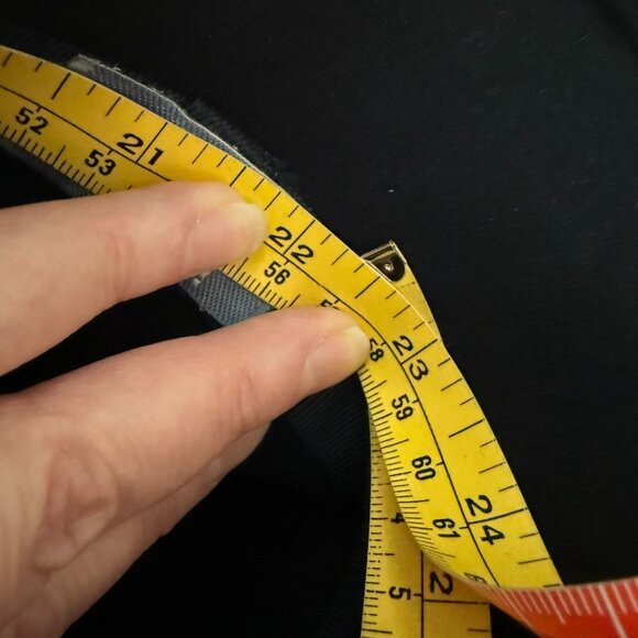 Isabelle Recanati Black Felt Hat with Sculpted Satin Flowers Dramatic Gothic Ele - Picture 7 of 16